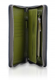 Long purse with Stingray cover and interior leather
