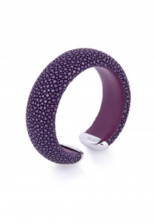 Padded bangle in stingray with silver ends